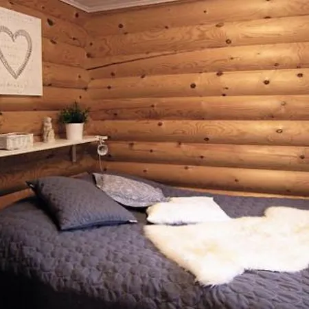 Holiday Home Linnanhelmi - Ent- Metsaepeura By Interhome Vakantiehuis *